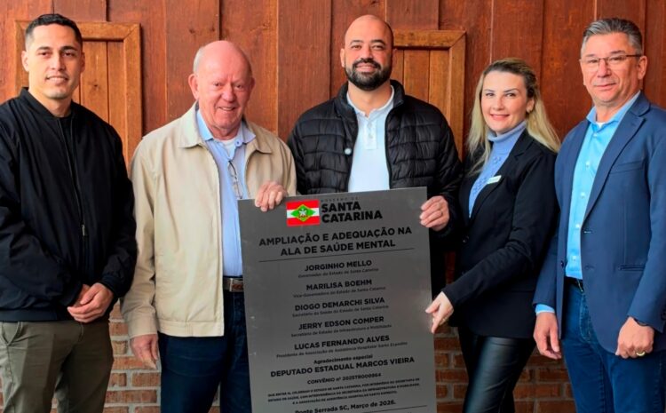  Deputado Marcos Vieira participa da entrega da ampliação da ala de saúde mental e lançamento da pedra fundamental do setor de alta complexidade do Hospital de Ponte Serrada